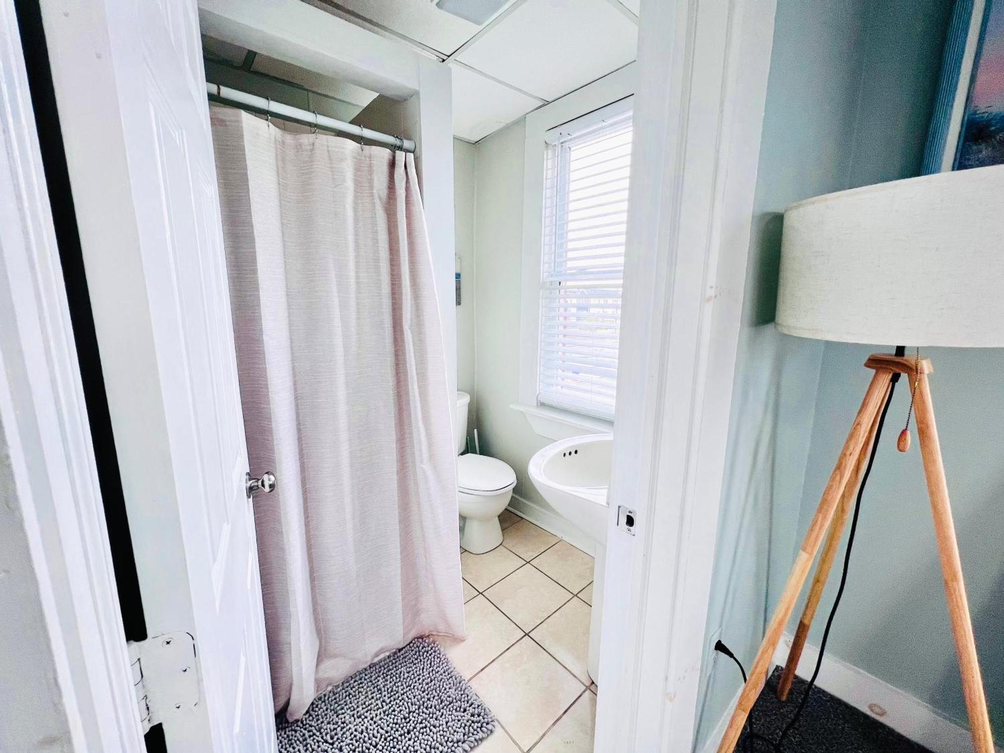 Entire Lovely 3 Bedroom, 2 Bathroom Apartment! 1 Block To The Beach And Boardwalk! Wildwood Dış mekan fotoğraf